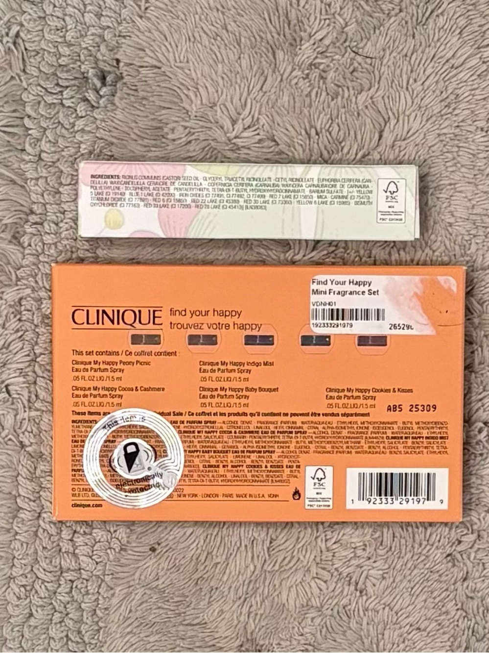 Clinique Black Honey + Mini fragrance set - Picture 2 of 4
